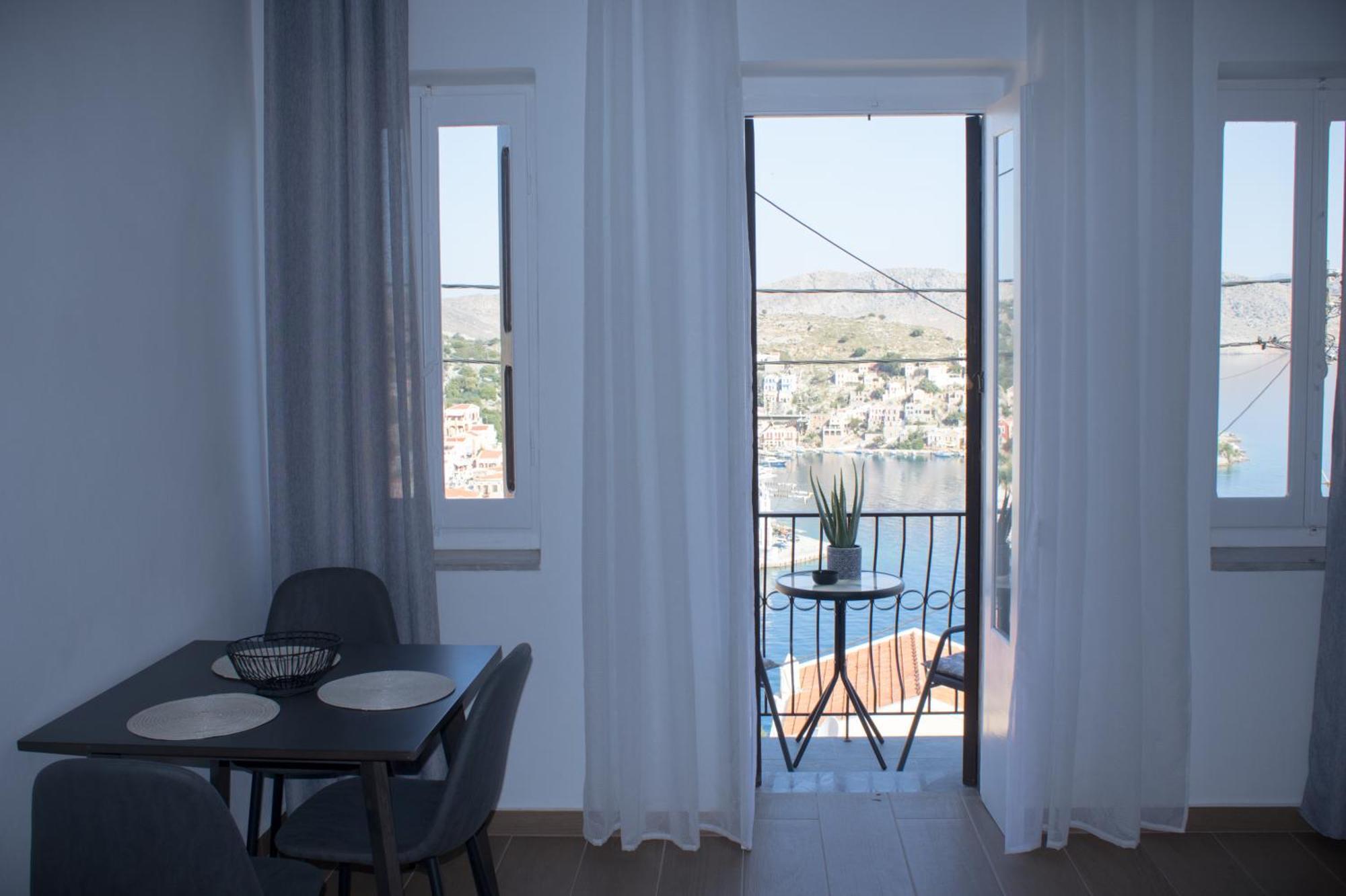 시미 Duchess Harbour View 아파트 외부 사진